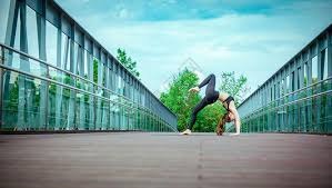 火箭5人上双险胜！小约基奇23+11虐爆内线 雄鹿358秒0分断送4连胜