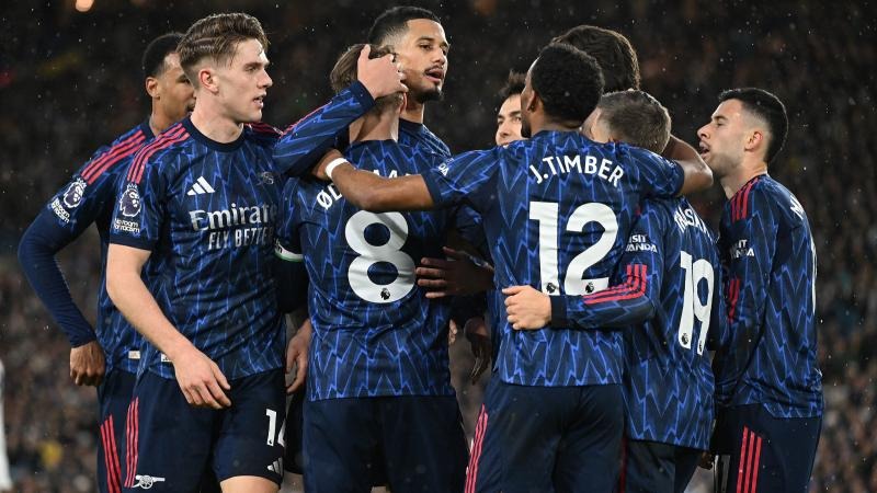 全英羽球超级1000赛｜约纳丹昆拉沃出局 石宇奇李诗沣齐闯8强